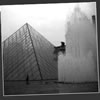 piramide del Louvre